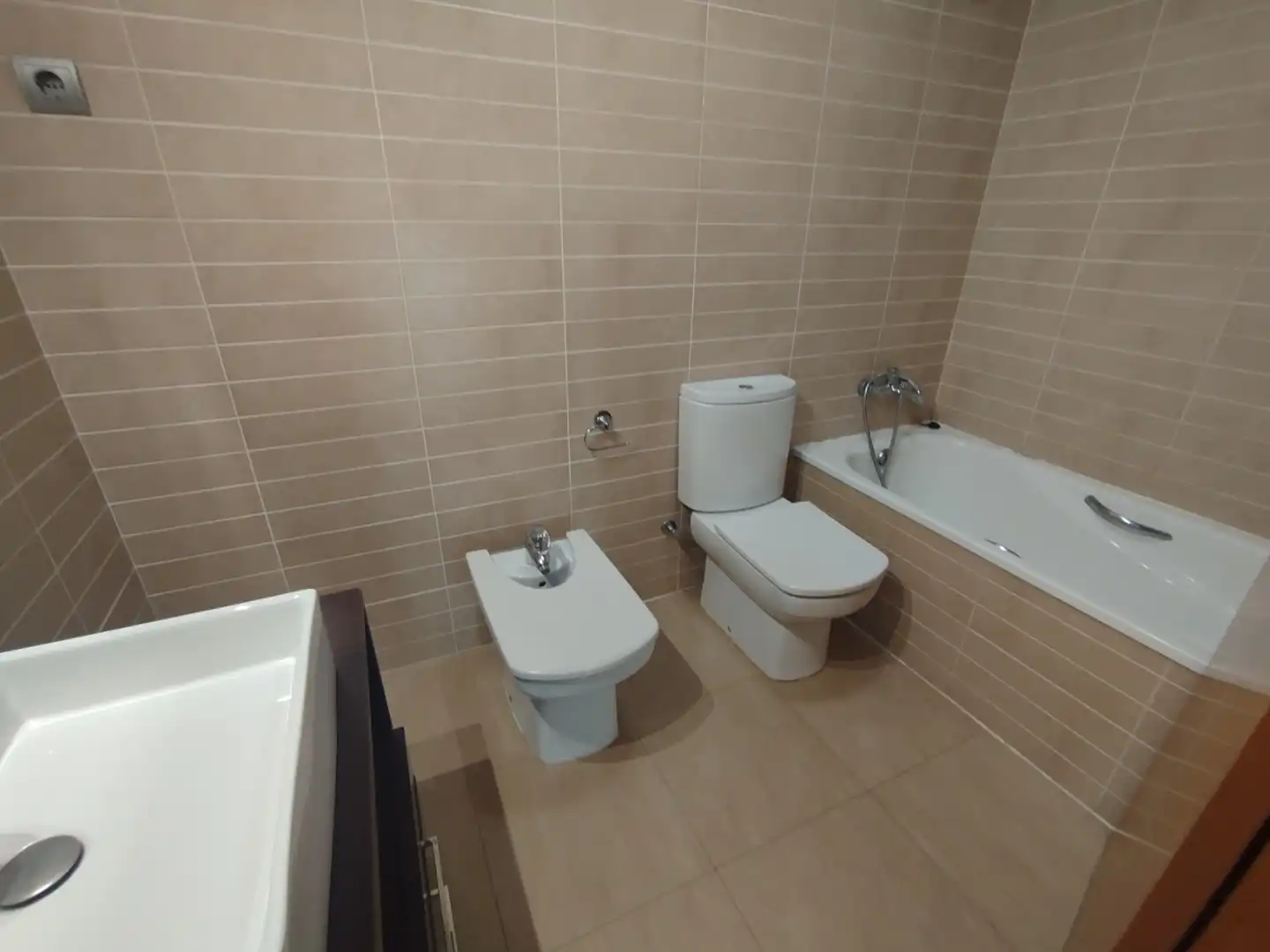 Flat for rent in Carrer D'emili Cabañes, 22, Centre Flat for rent in Carrer D'emili Cabañes, 22, Centre