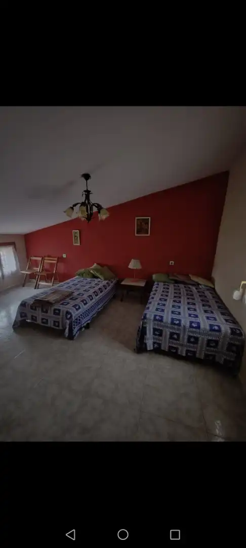 Habitación de Casa adosada para compartir en Milagro con Amueblado, Horno y Lavadora