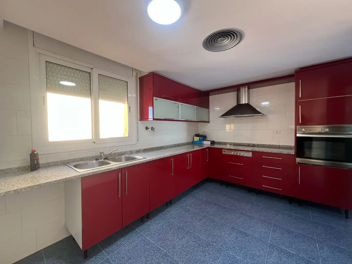 Duplexes for sale in Carrer Arenys de Mar, 6, Pineda de Mar Kitchen of Duplexes for sale in Pineda de Mar with Terrace and Balcony