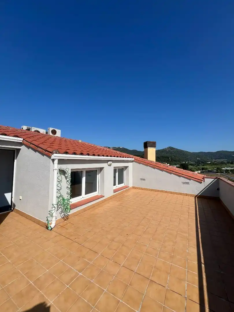 Duplexes for sale in Carrer Arenys de Mar, 6, Pineda de Mar Terrace of Duplexes for sale in Pineda de Mar with Terrace and Balcony