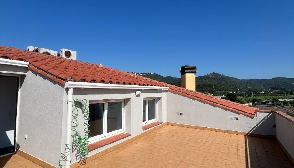 Duplexes for sale in Carrer Arenys de Mar, 6, Centre, Pineda de Mar - image 1 Photo 1 of Duplexes for sale in Carrer Arenys de Mar, 6, Centre, Pineda de Mar