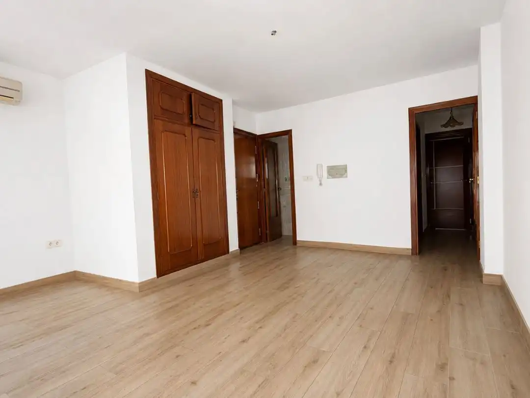 Apartamento en venta en Calle Sol, 14, Camino de Ronda Apartamento en venta en Granada con Aire acondicionado, Calefacción y Terraza