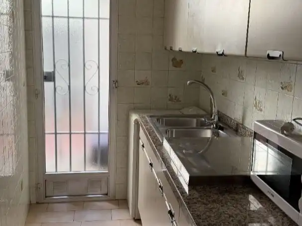 Apartamento en venta en Calle Sol, 14, Camino de Ronda Cocina de Apartamento en venta en Granada con Aire acondicionado, Calefacción y Terraza