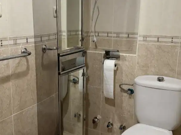 Apartamento en venta en Calle Sol, 14, Camino de Ronda Baño de Apartamento en venta en Granada con Aire acondicionado, Calefacción y Terraza