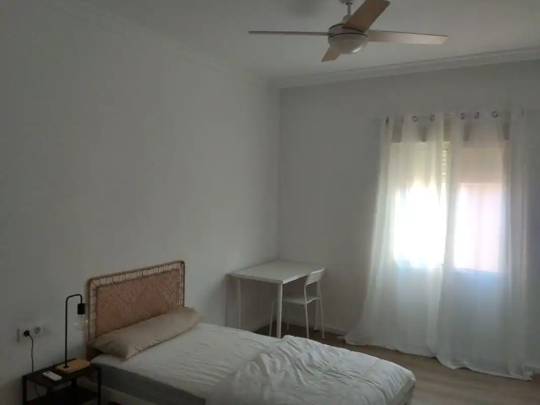 Habitación en Calle Uruguay, 18, Sax Habitación de Piso para compartir en Sax con Parquet y Amueblado