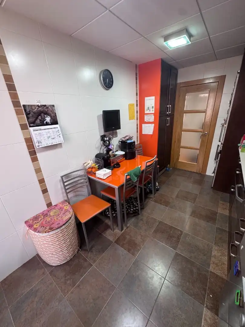 Wohnung zum Verkauf in Villena mit Balkon