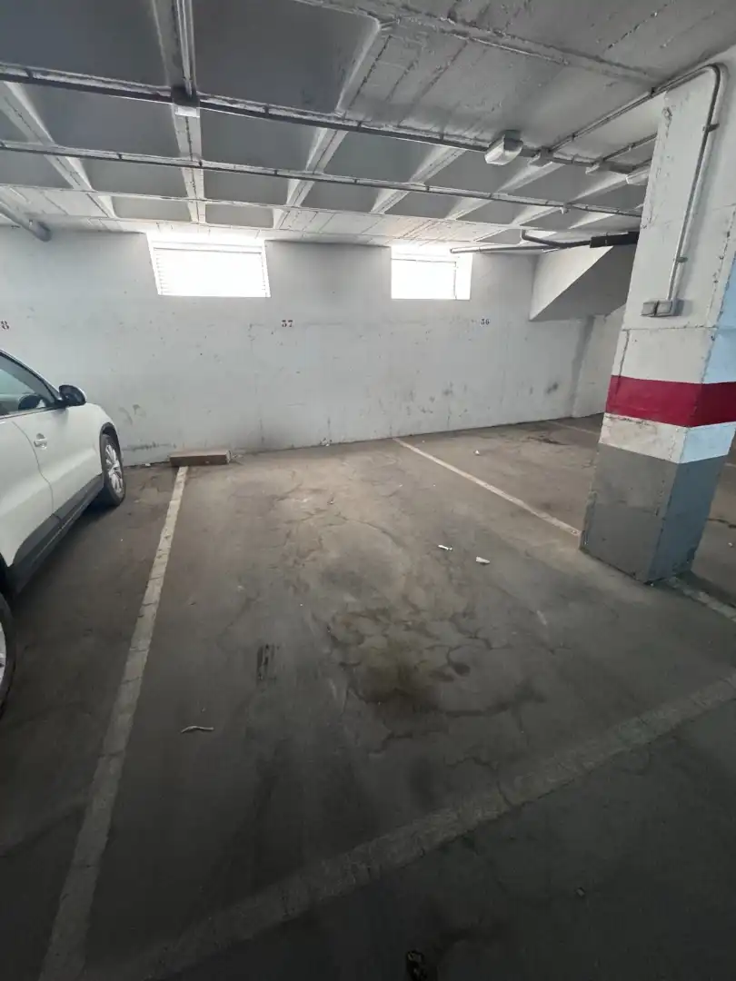 Parkplatz von Wohnung zum Verkauf in Villena mit Balkon