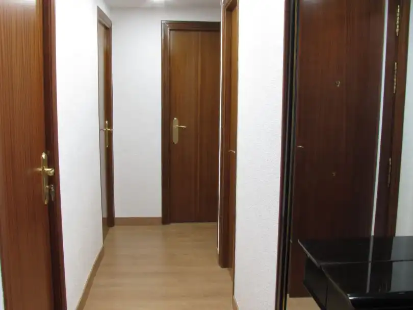 Room in Calle del Pinzón, 35, Vista Alegre