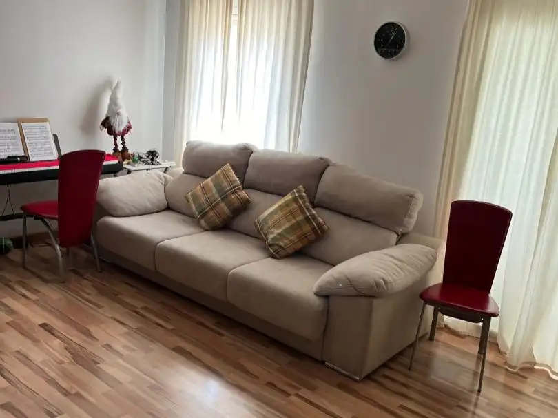 Living room of Flat for rent in Tarragona  with Air Conditioner, Parquet flooring and Furnished