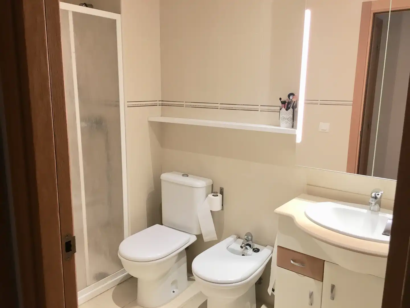 Flat for sale in Passeig de la Universitat, 42, Estación - Universidad Bathroom of Flat for sale in Castellón de la Plana / Castelló de la Plana with Air Conditioner