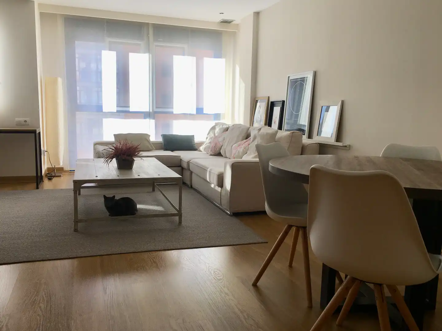 Flat for sale in Passeig de la Universitat, 42, Estación - Universidad Living room of Flat for sale in Castellón de la Plana / Castelló de la Plana with Air Conditioner