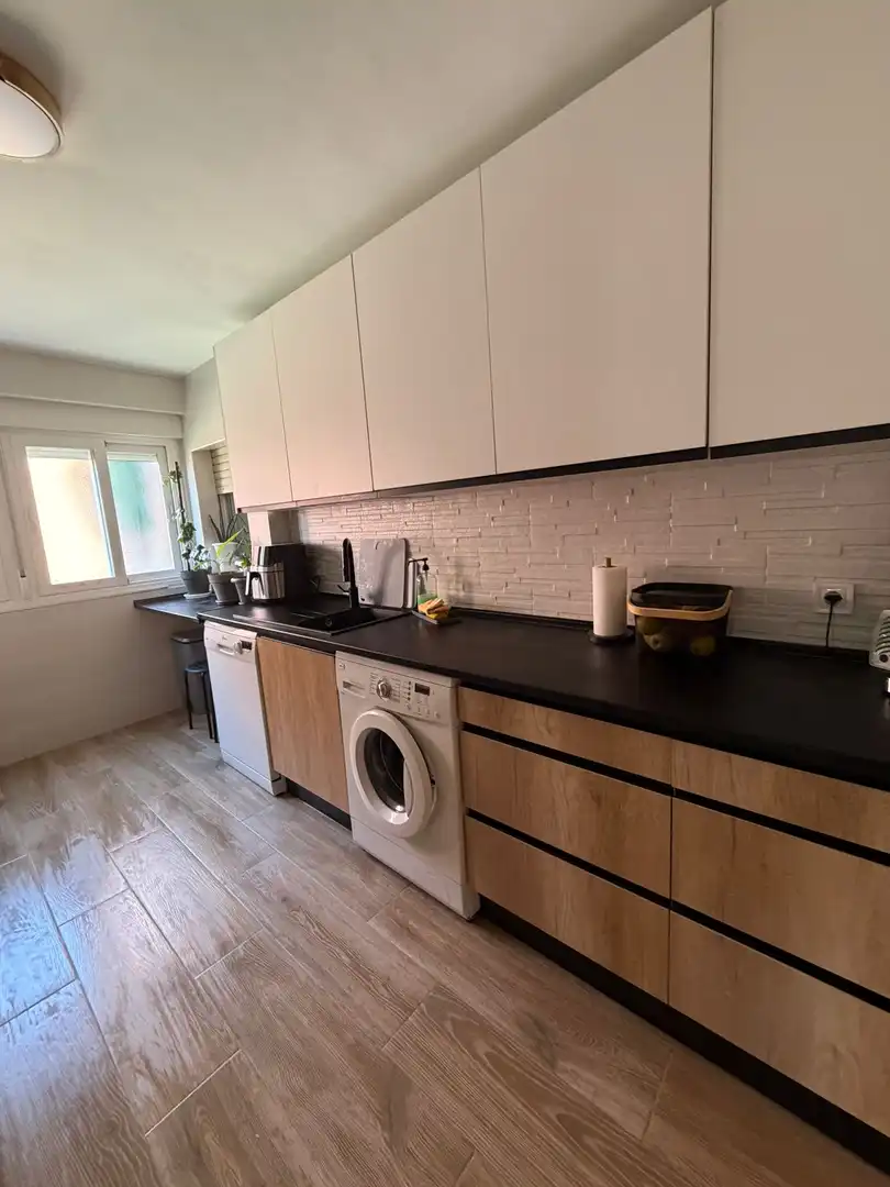 Kitchen of Flat for sale in  Madrid Capital  with Air Conditioner