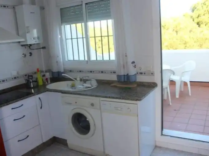 Apartments for rent in Calle Asdrúbal, 16, Novo Sancti Petri Kitchen of Apartments for rent in Chiclana de la Frontera with Air Conditioner, Terrace and Swimming Pool