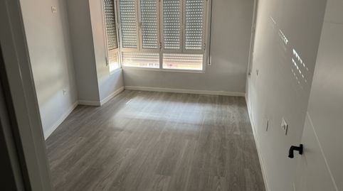 Piso de alquiler en Avenida del Párroco Pablo Díez, 246, Trobajo del Camino, San Andrés del Rabanedo - imagen 5 Foto 5 de Piso de alquiler en Avenida del Párroco Pablo Díez, 246, Trobajo del Camino, San Andrés del Rabanedo