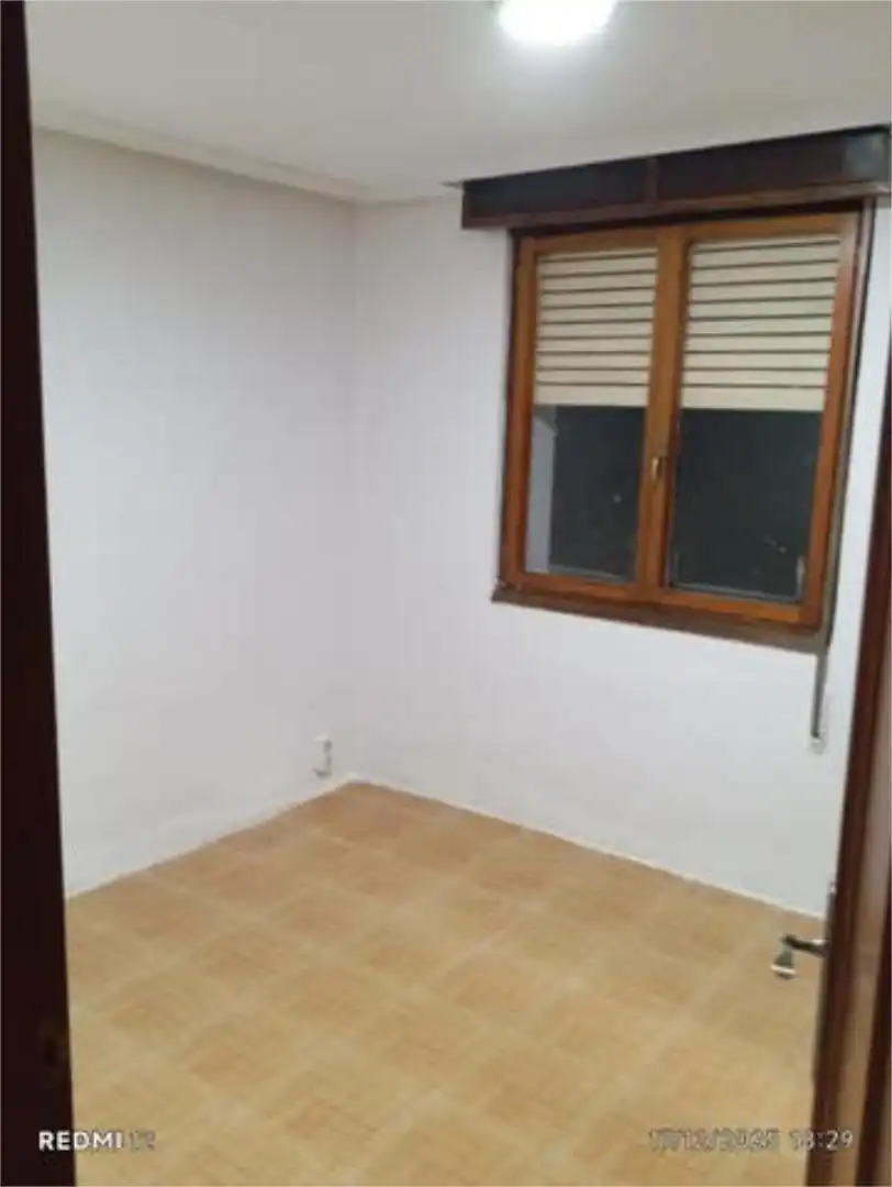 Bedroom of Flat for rent in Langreo  with Furnished