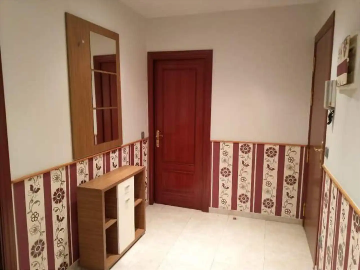 Flat for rent in Instituts - Universitat Bathroom of Flat for rent in Lleida with Heating, Terrace and Furnished