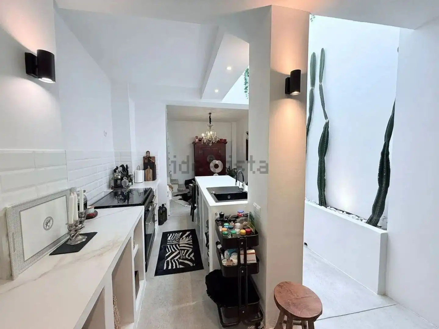 Casa adosada en venta en Calle Gallardo, 11, Coín Cocina de Casa adosada en venta en Coín con Aire acondicionado y Terraza