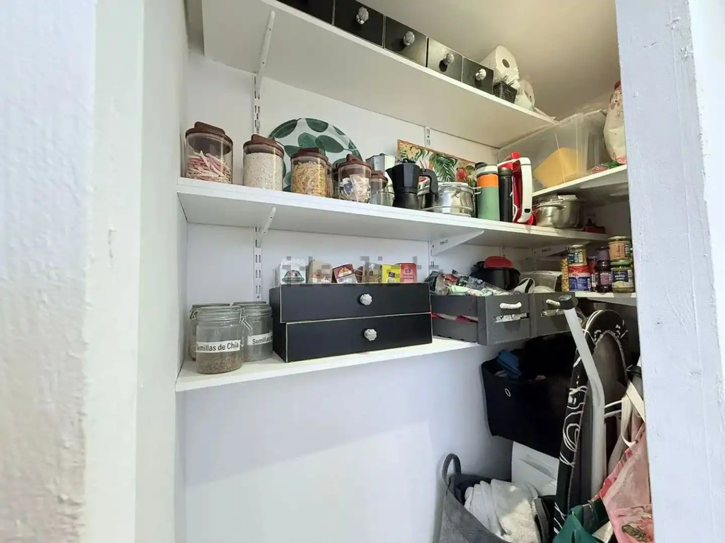 Casa adosada en venta en Calle Gallardo, 11, Coín Cocina de Casa adosada en venta en Coín con Aire acondicionado y Terraza