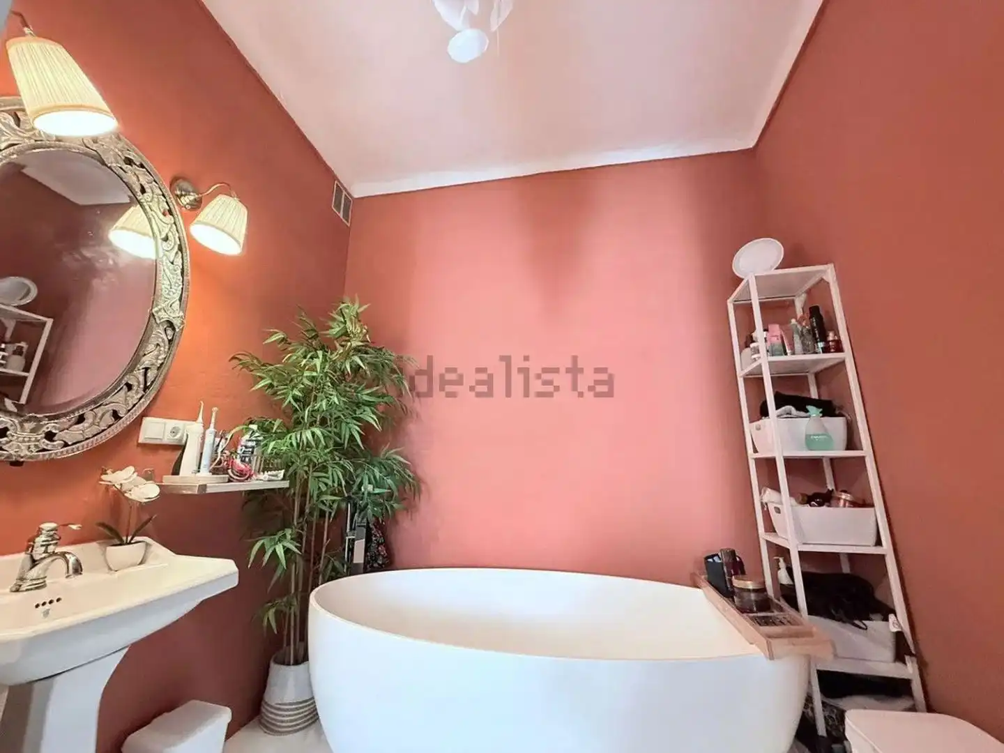 Casa adosada en venta en Calle Gallardo, 11, Coín Habitación de Casa adosada en venta en Coín con Aire acondicionado y Terraza