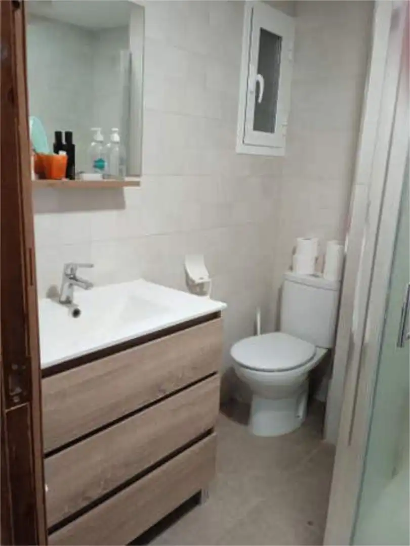 Wohnung zum Verkauf in Marxalenes Badezimmer von Wohnung zum Verkauf in Valencia mit Heizung, Terrasse und Möbliert