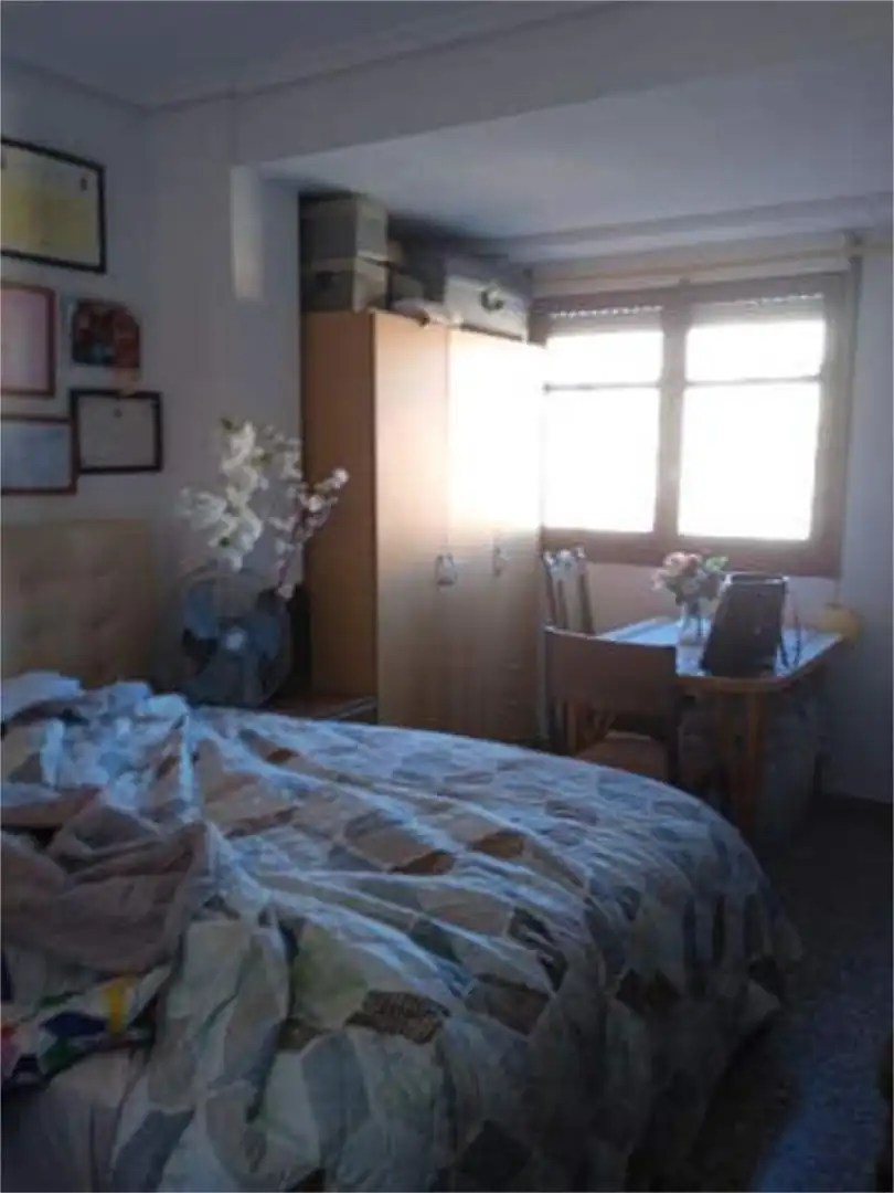 Wohnung zum Verkauf in Marxalenes Schlafzimmer von Wohnung zum Verkauf in Valencia mit Heizung, Terrasse und Möbliert