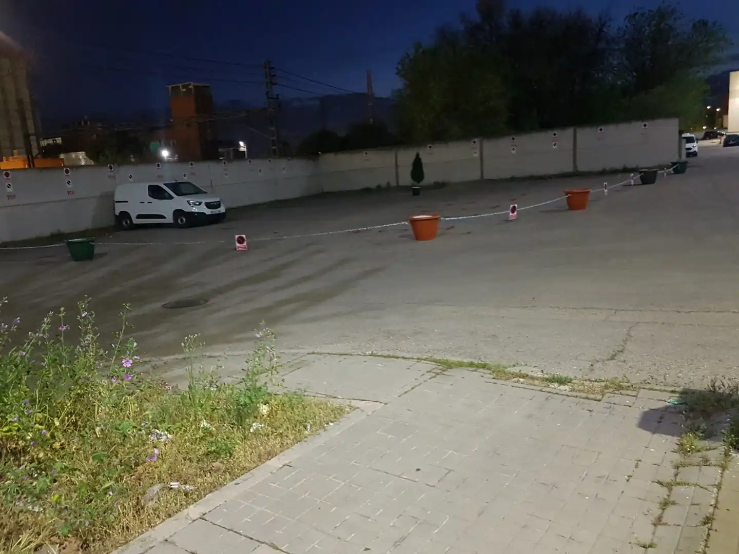 Garage for rent in Transversal Segunda, Villaverde Alto Parking of Garage for rent in Madrid