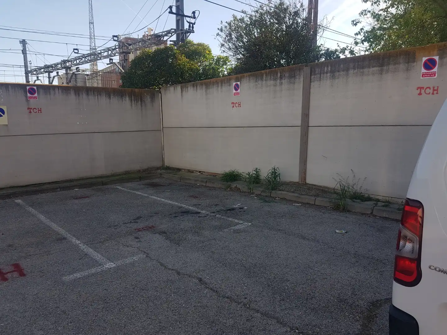 Garage for rent in Transversal Segunda, Villaverde Alto Parking of Garage for rent in Madrid