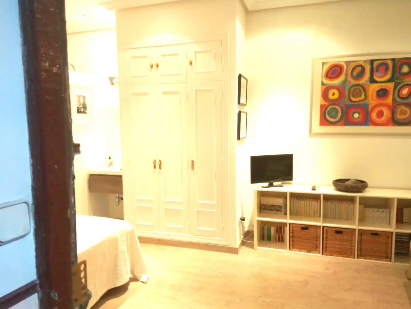 Estudio de alquiler en Calle Calle de Almadén, 5, Cortes - Huertas Habitación de Estudio de alquiler en Madrid Capital con Aire acondicionado