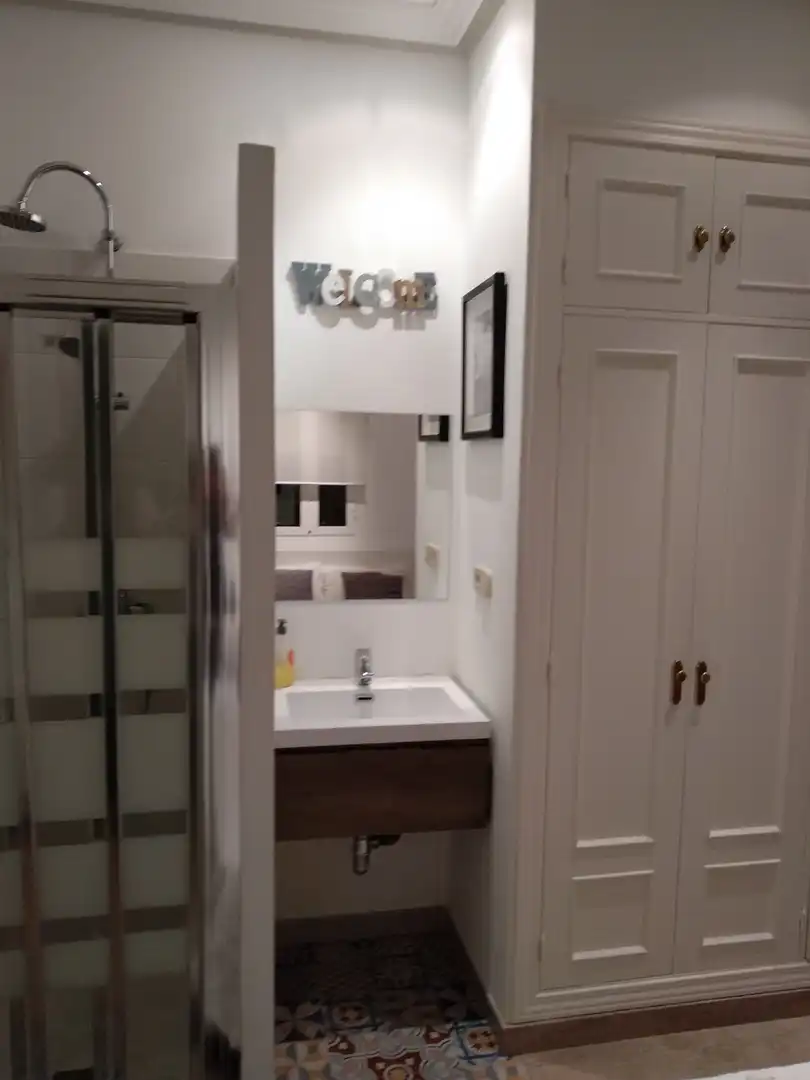 Estudio de alquiler en Calle Calle de Almadén, 5, Cortes - Huertas Baño de Estudio de alquiler en Madrid Capital con Aire acondicionado