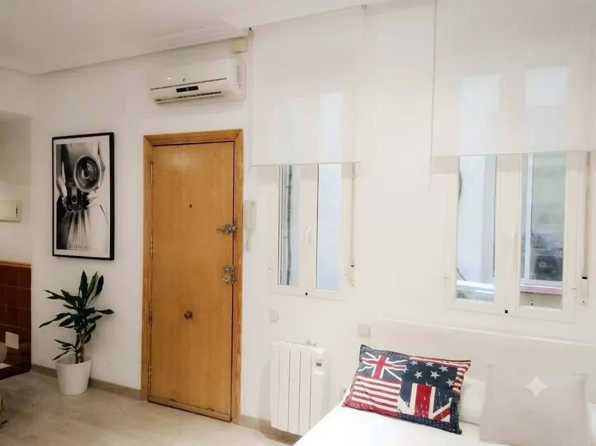 Wohnung zur Miete in Strasse Calle de Almadén, 5, Cortes - Huertas Wohnung zur Miete in Madrid Capital mit Klimaanlage