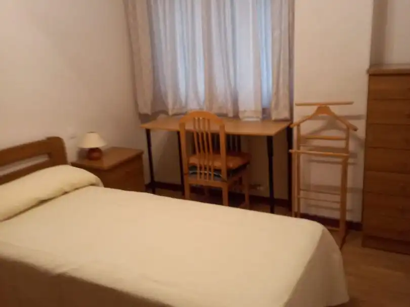 Flat for rent in Calle Bajada de la Universidad, 1, Universidad Bedroom of Flat for rent in Ávila with Heating, Parquet flooring and Furnished