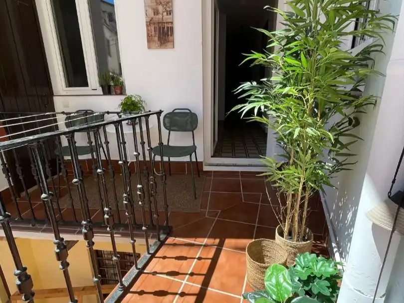 Flat for rent in Calle Santa Escolástica, San Matías - Realejo Balcony of Flat for rent in Granada with Air Conditioner, Heating and Terrace