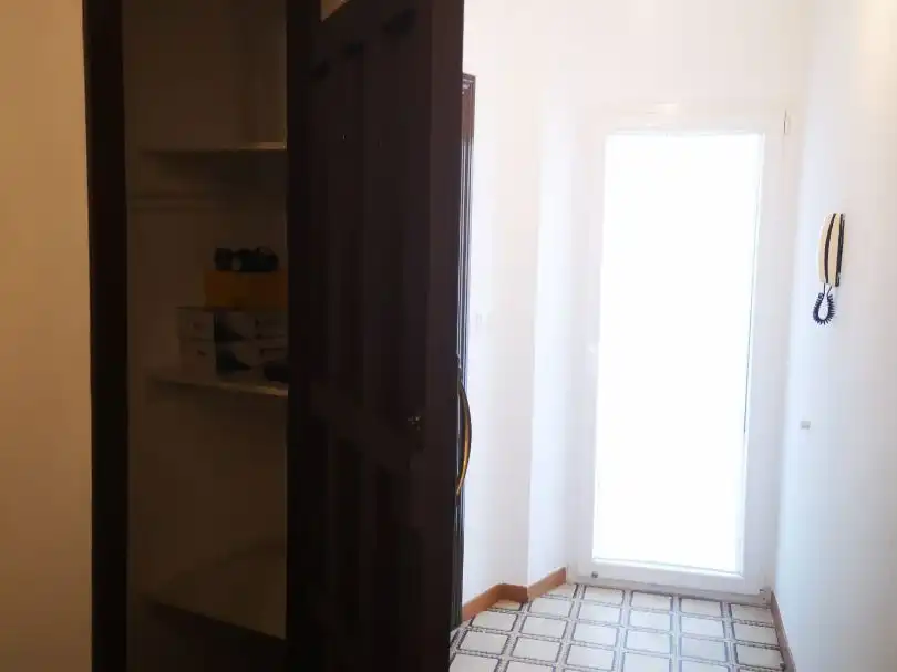 Flat for rent in Calle Santa Escolástica, San Matías - Realejo Flat for rent in Granada with Air Conditioner, Heating and Terrace