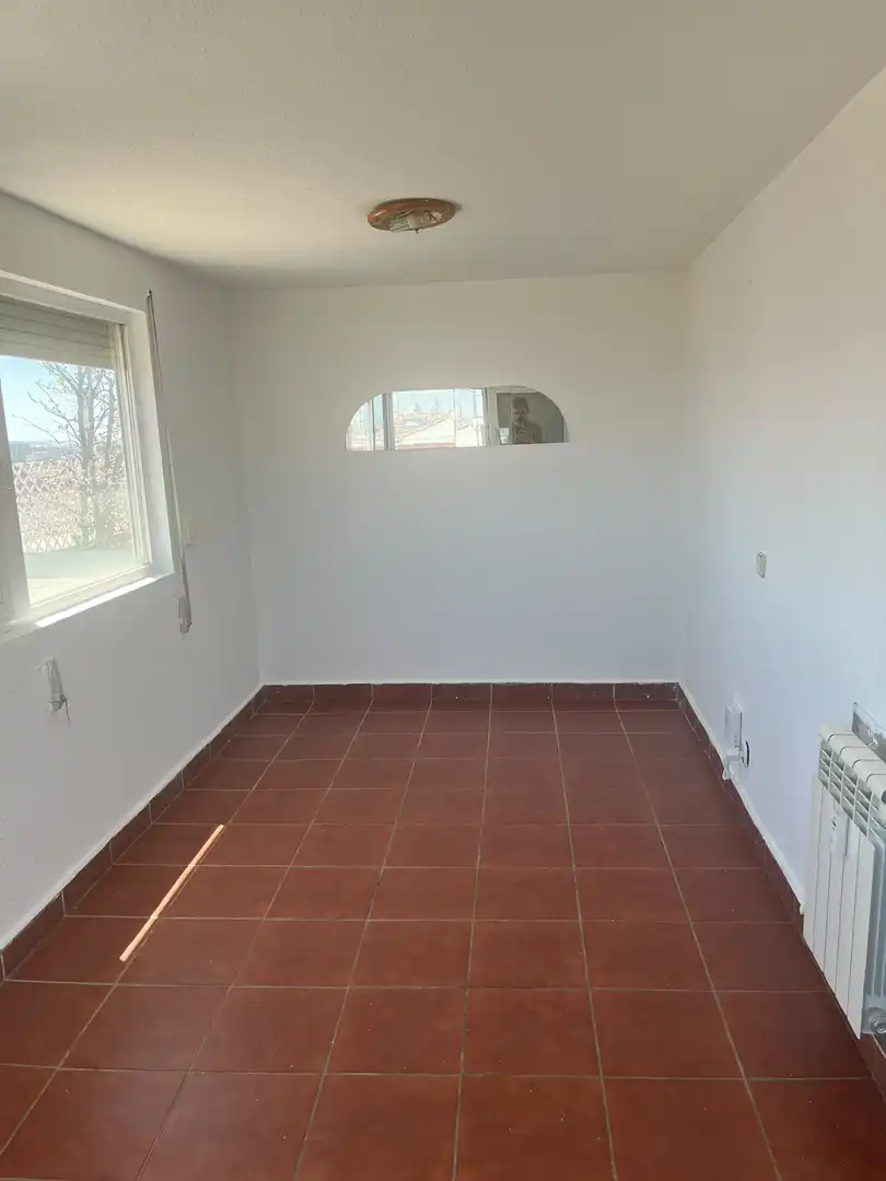 Piso en venta en Calle de Marcelo Usera, 125, Moscardó Piso en venta en Madrid con Calefacción, Parquet y Terraza