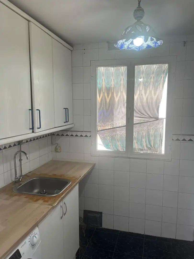 Piso en venta en Calle de Marcelo Usera, 125, Moscardó Cocina de Piso en venta en Madrid con Calefacción, Parquet y Terraza
