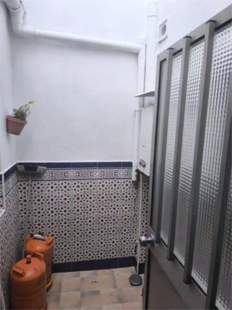 Bathroom of Houses for sale in Dos Hermanas