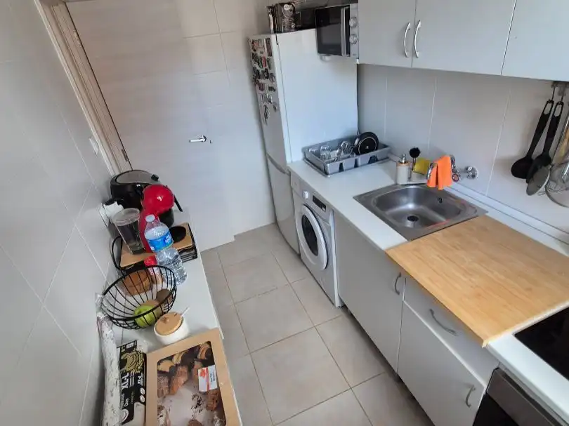Piso en venta en Carrer del General Prim, 67, Santa Eulàlia Cocina de Piso en venta en L'Hospitalet de Llobregat con Aire acondicionado y Terraza
