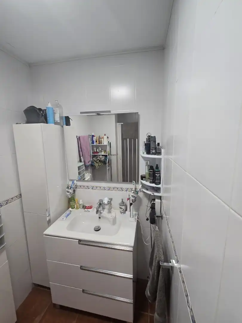Piso en venta en Calle Juan Francisco Baviano Giner, 13, Oeste Baño de Piso en venta en Mérida con Balcón