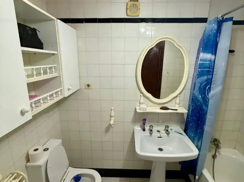 Piso en venta en Urbanización el Chorro II, 2, San Roque Pueblo Baño de Piso en venta en San Roque con Aire acondicionado y Amueblado