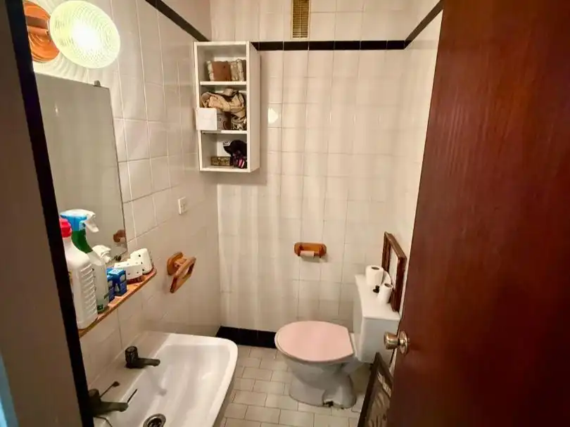 Piso en venta en Urbanización el Chorro II, 2, San Roque Pueblo Baño de Piso en venta en San Roque con Aire acondicionado y Amueblado