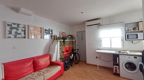 Foto 5 de Apartamento de alquiler en Doctor Barraquer - G. Renfe - Policlínico, Sevilla Capital