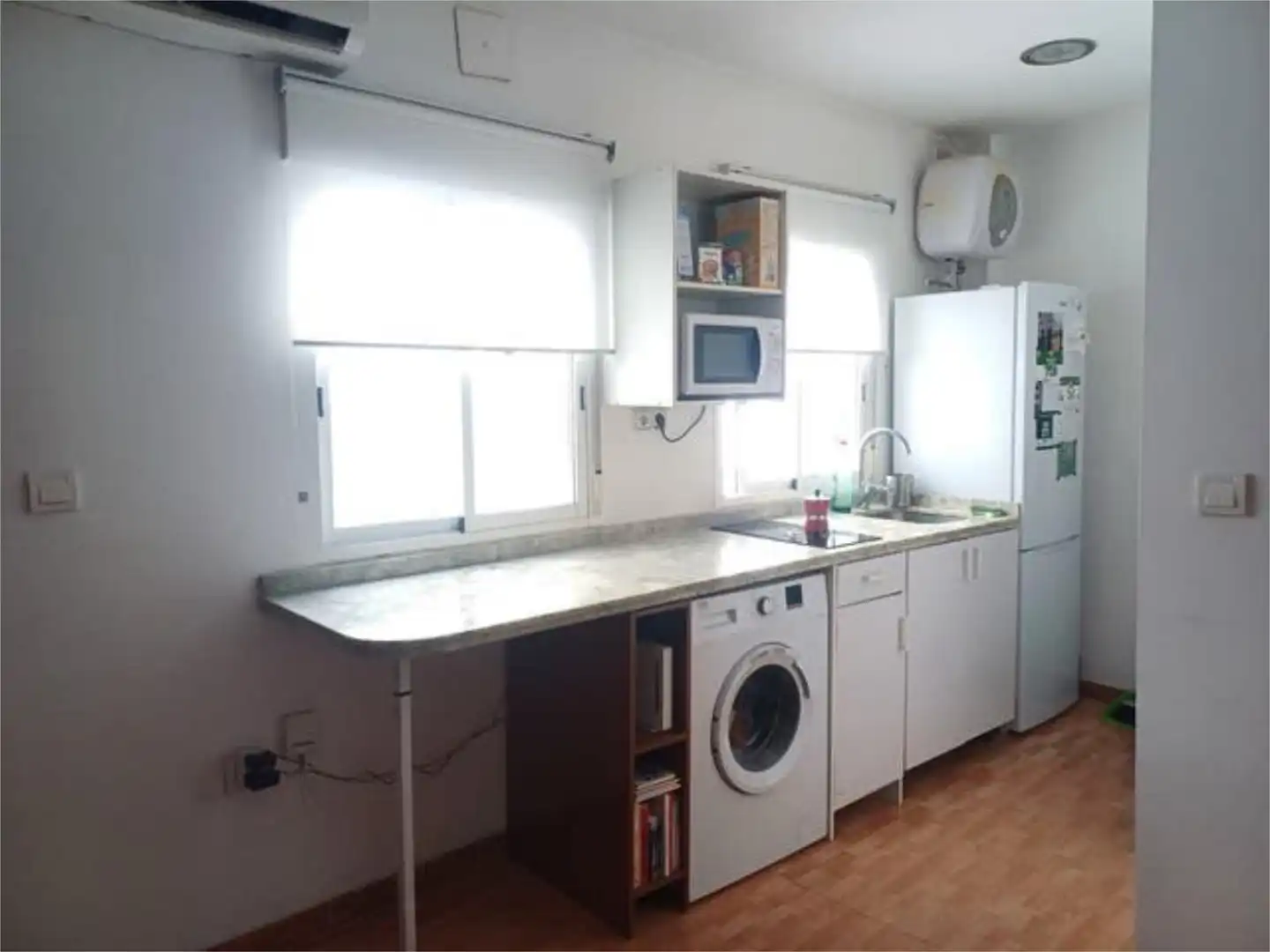 Cocina de Apartamento de alquiler en Sevilla con Calefacción y Amueblado