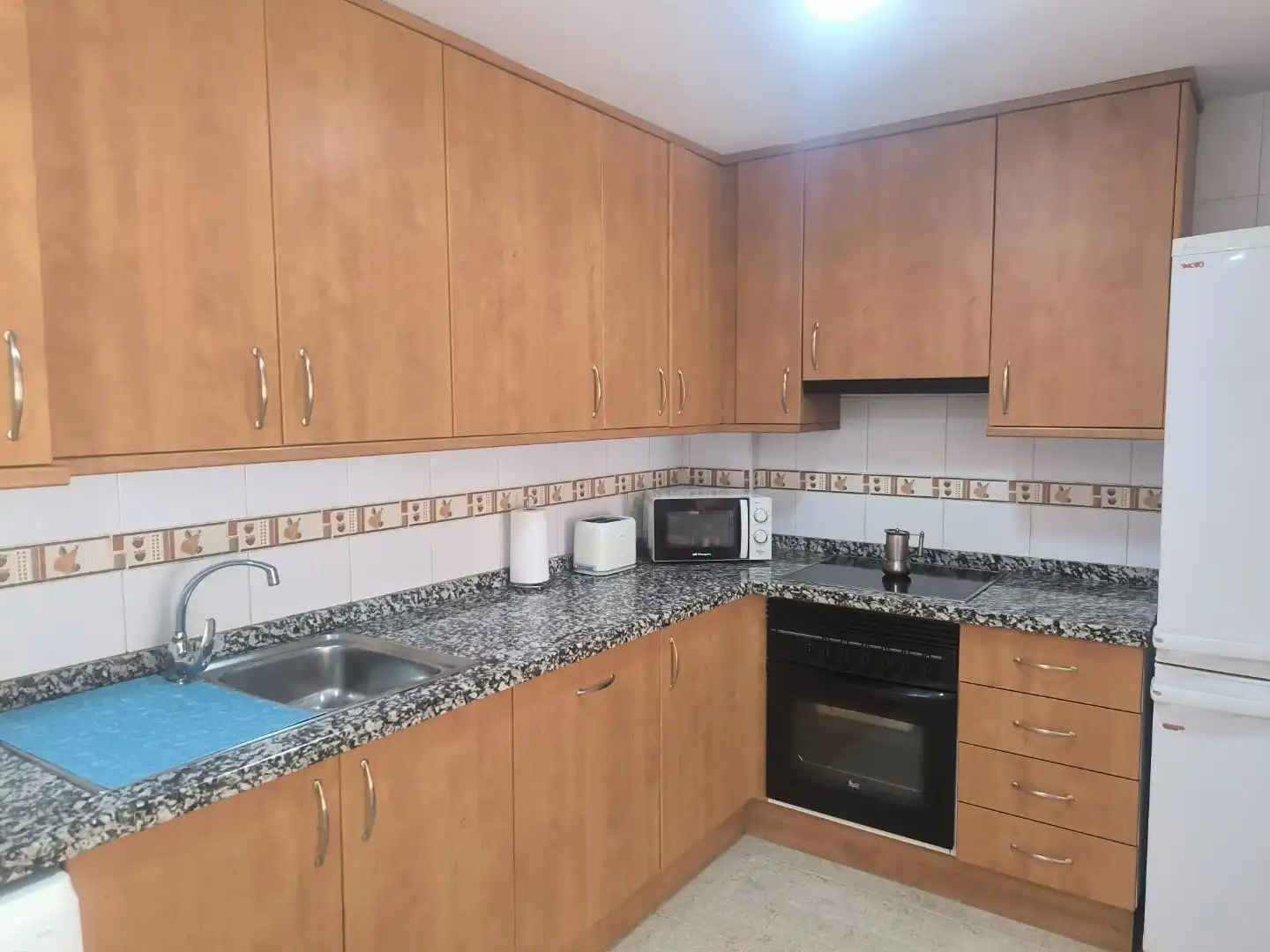 Piso de alquiler en Calle Santo Domingo, 12, Moncófar Playa Cocina de Piso de alquiler en Moncofa con Calefacción, Terraza y Piscina
