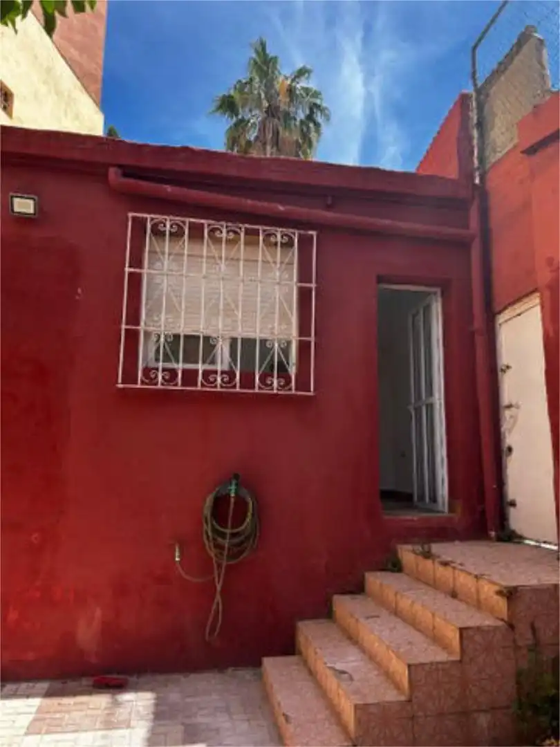 Casa o xalet en venda a Muelle Vista exterior de Casa o xalet en venda en Ceuta amb Jardí privat, Terrassa i Traster