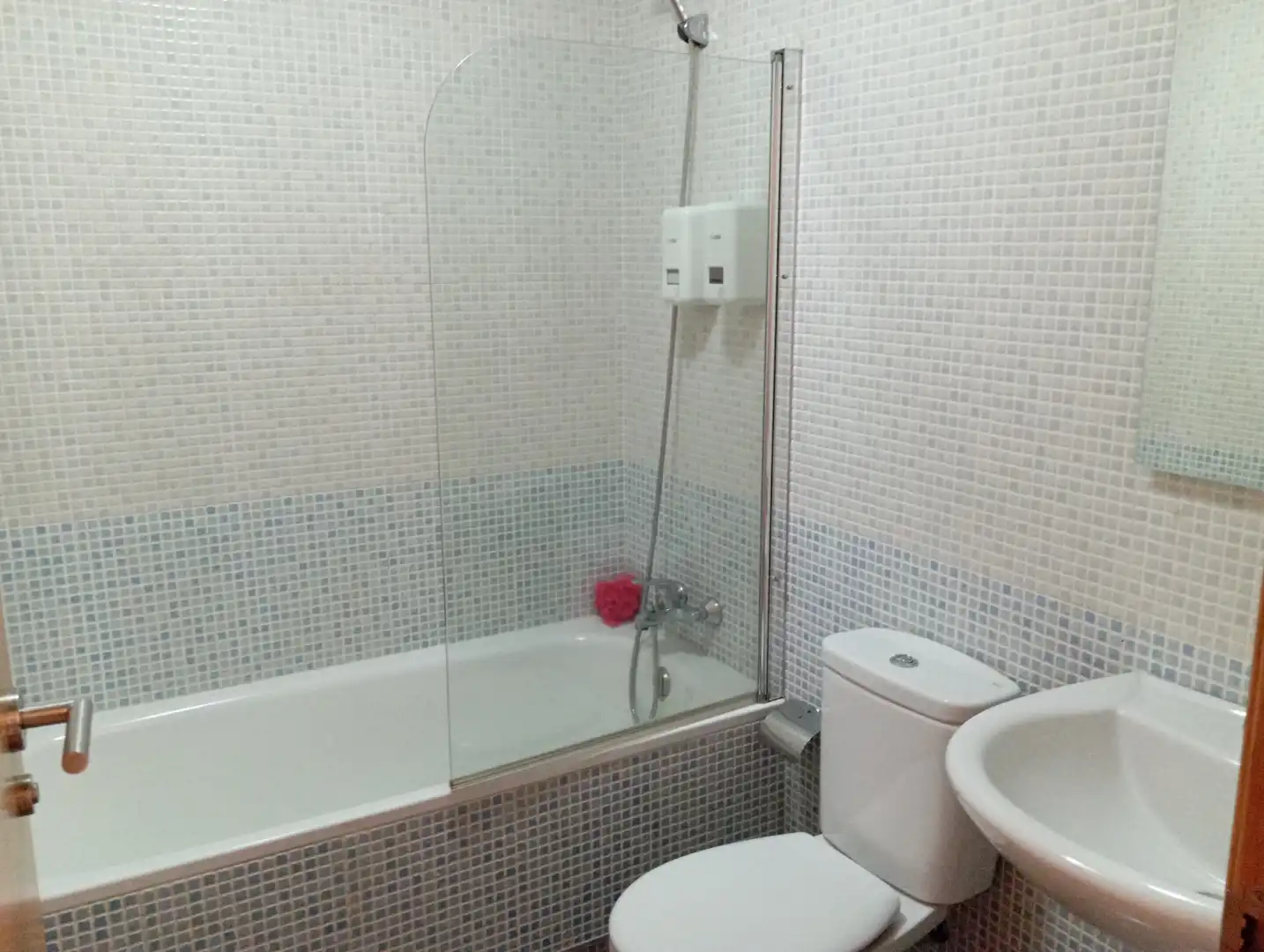 Flat for rent in Avenida Lugo, Melide Bathroom of Flat for rent in Melide with Heating, Storage room and Furnished