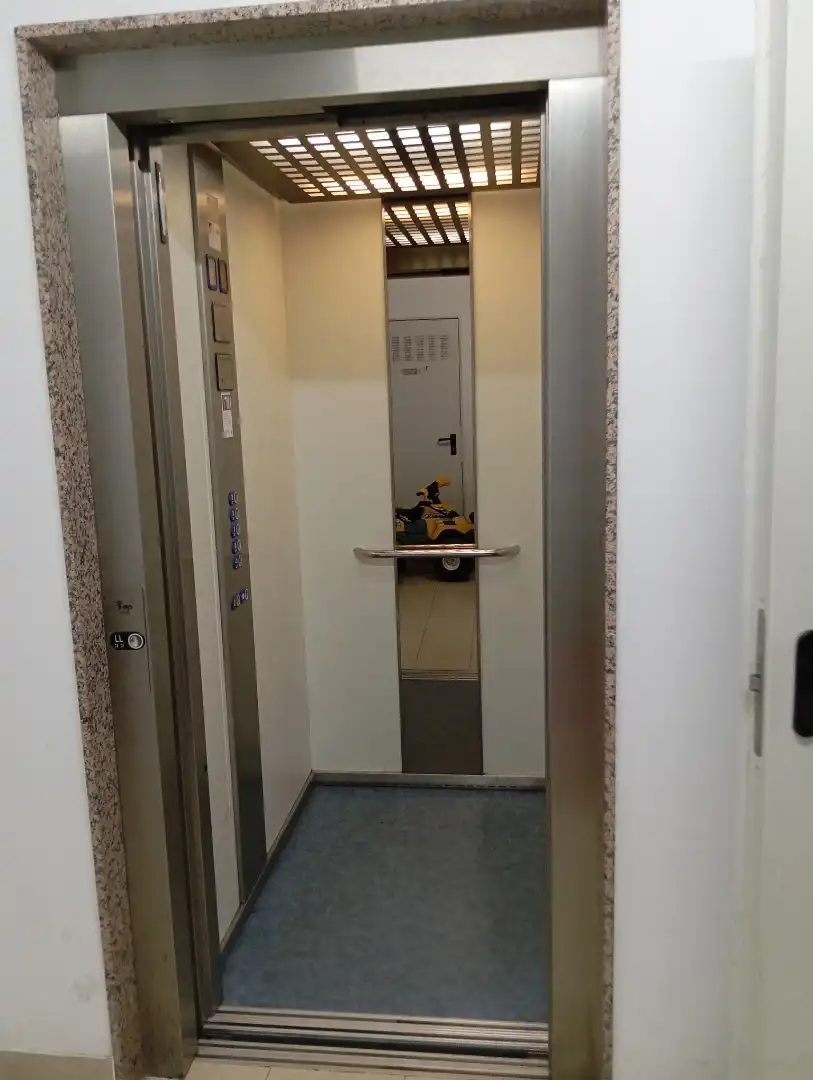 Flat for rent in Avenida Lugo, Melide Flat for rent in Melide with Heating, Storage room and Furnished