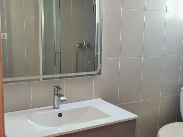 Pis de lloguer a Carrer de Sant Pere, 25, El Puerto Bany de Pis de lloguer en Dénia amb Aire condicionat, Calefacció i Moblat