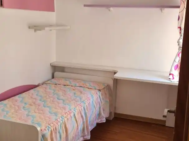 Pis de lloguer a Carrer de Sant Pere, 25, El Puerto Dormitori de Pis de lloguer en Dénia amb Aire condicionat, Calefacció i Moblat