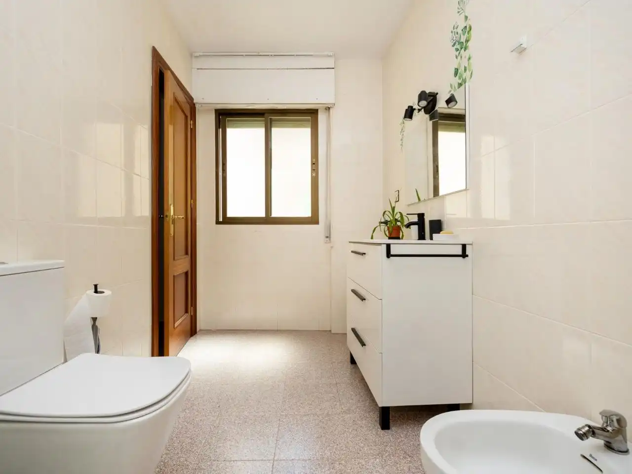 Casa adosada en venta en Calle San Vicente, 18, Güéjar Sierra Baño de Casa adosada en venta en Güéjar Sierra con Terraza