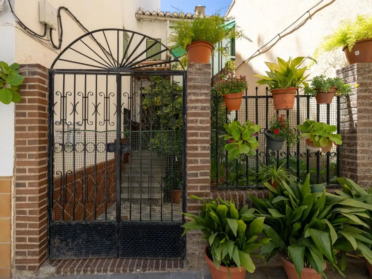 Casa adosada en venta en Calle San Vicente, 18, Güéjar Sierra Jardín de Casa adosada en venta en Güéjar Sierra con Terraza